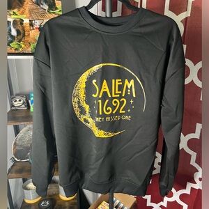 Black Polyester Sweatshirt Salem 1692 Size Large